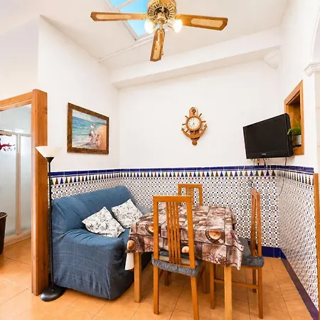 Aparicio, Conil Centro קוניל דה לה פרונטרה